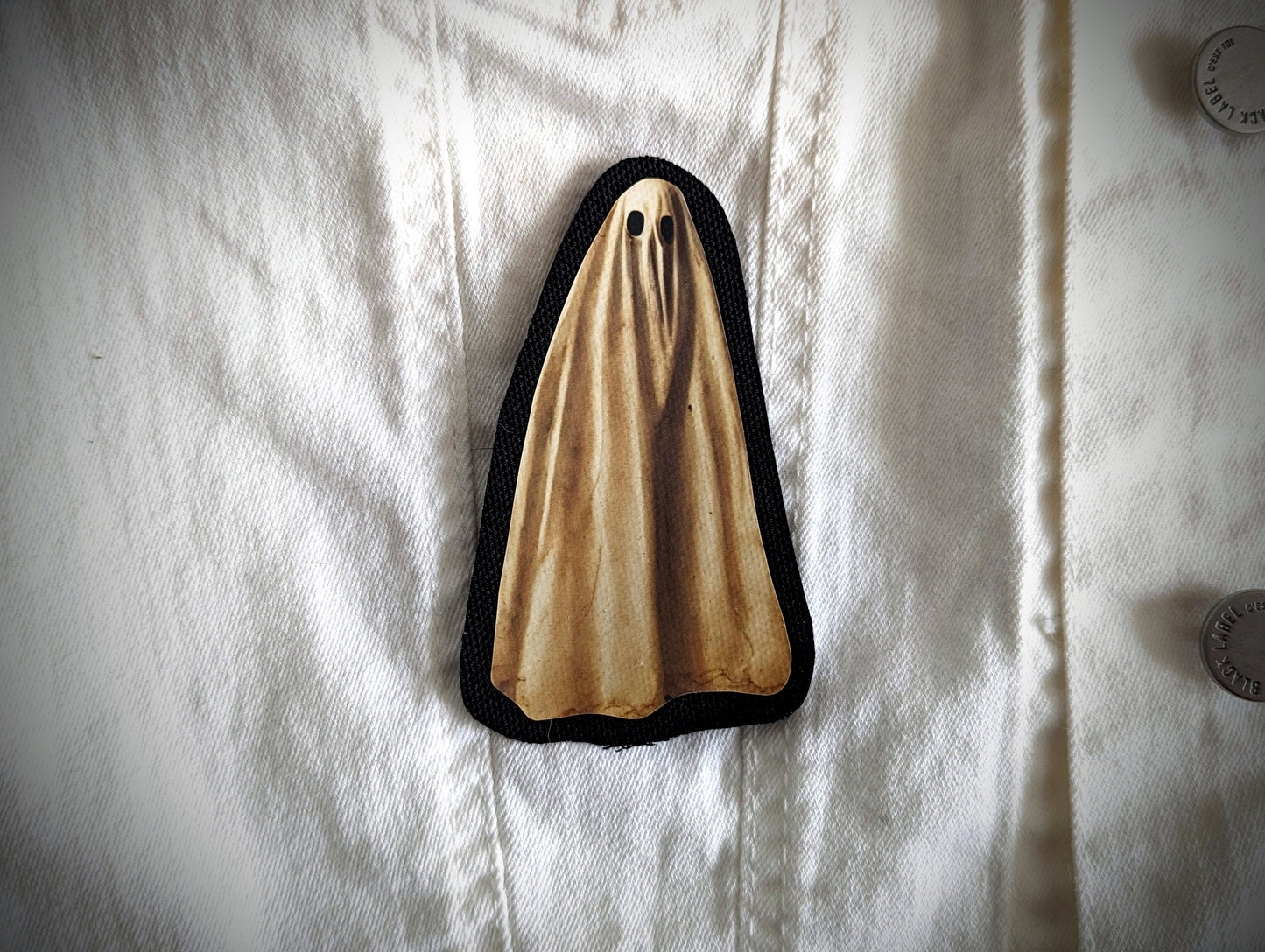 Sew-on Patch Realistic Sheet Ghost Haunted Ghoul Goth Gothic Horror Halloween Oddities Dark Academia Handmade Artist