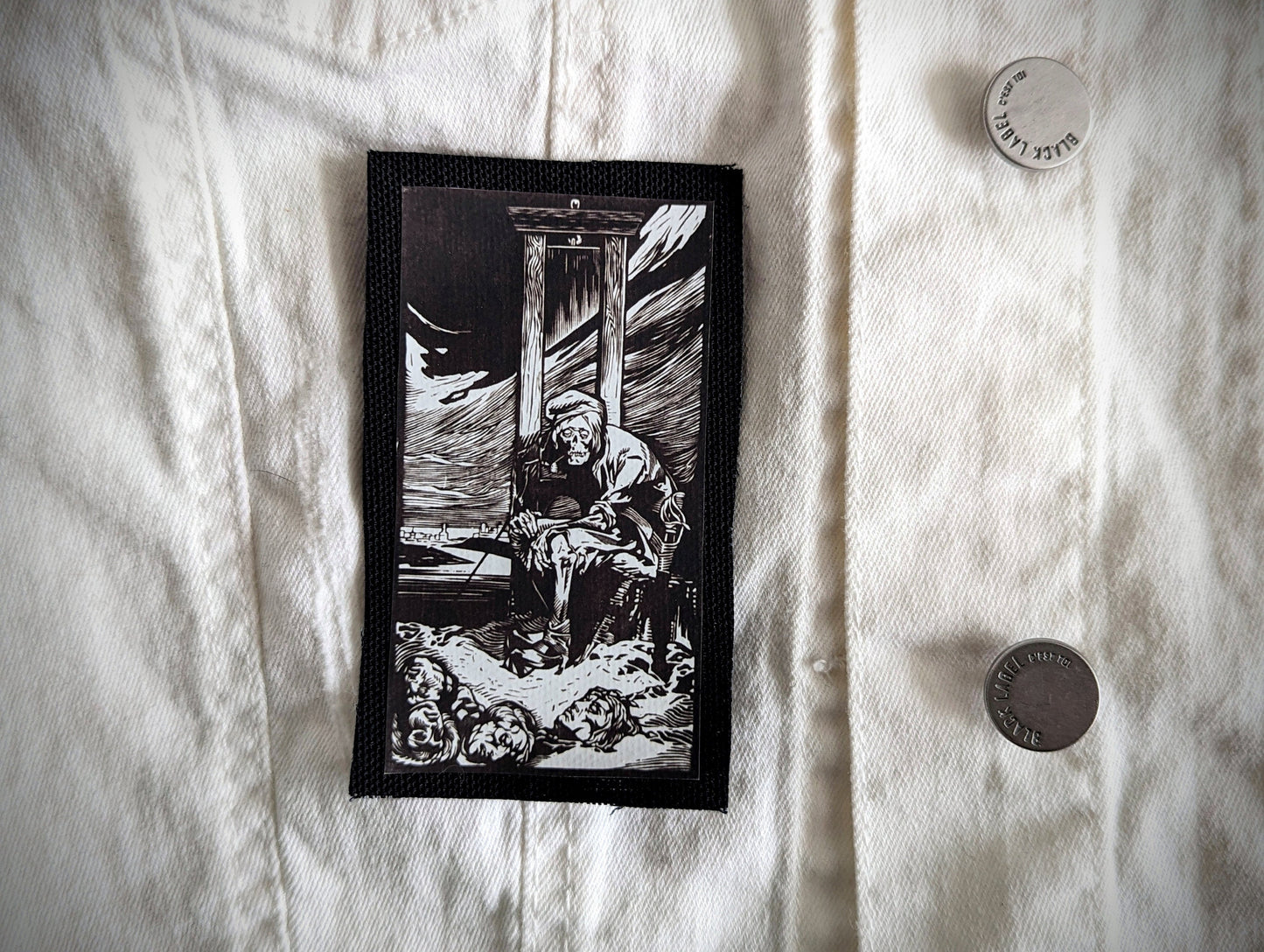 Sew-on Patch Death At The Guillotine Johannes Aarts Goth Gothic Horror Halloween Oddities Dark Academia Handmade Artist
